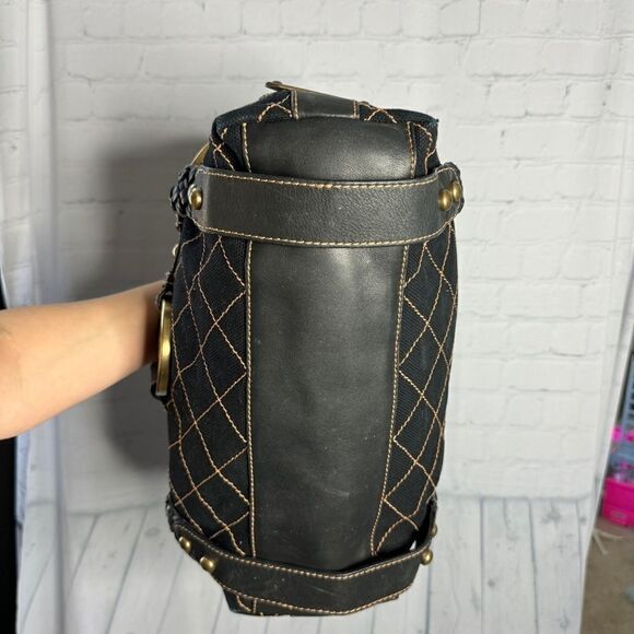 Isabella Fiore embroidered hobo bag - Picture 7 of 13